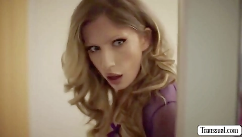 Babe gives a good ass fuck to her friend 18 years old