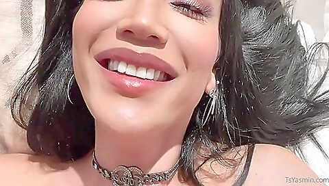 Sexy shemale is showing off her ass and her big ass