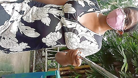 Big tits solo video of a skinny woman walking in the park