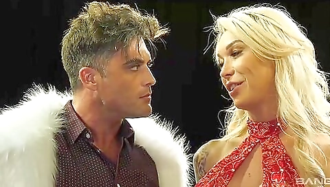 Blonde and brunette playing their favorite sex role